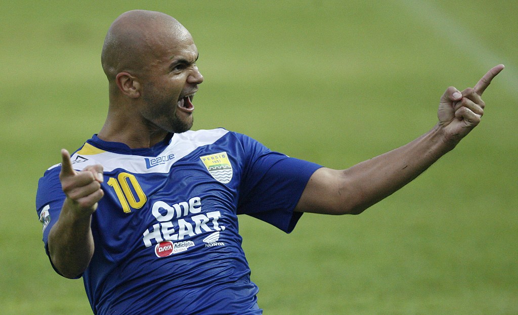 Tambah Daya Gedor, Persib Bakal Datangkan Van Dijk dan Greg?