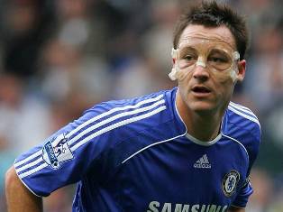 Ini Dia 16 Pesepak Bola Bertopeng