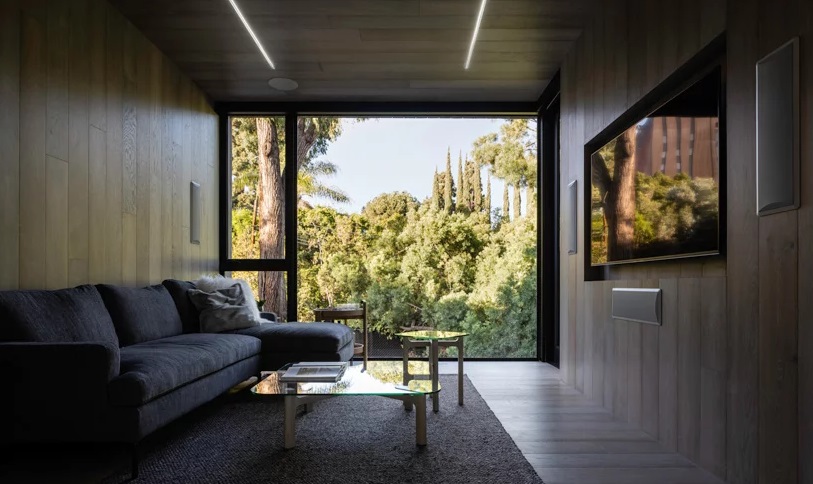 Bridge House, Bangunan yang Membentang di Atas Sungai