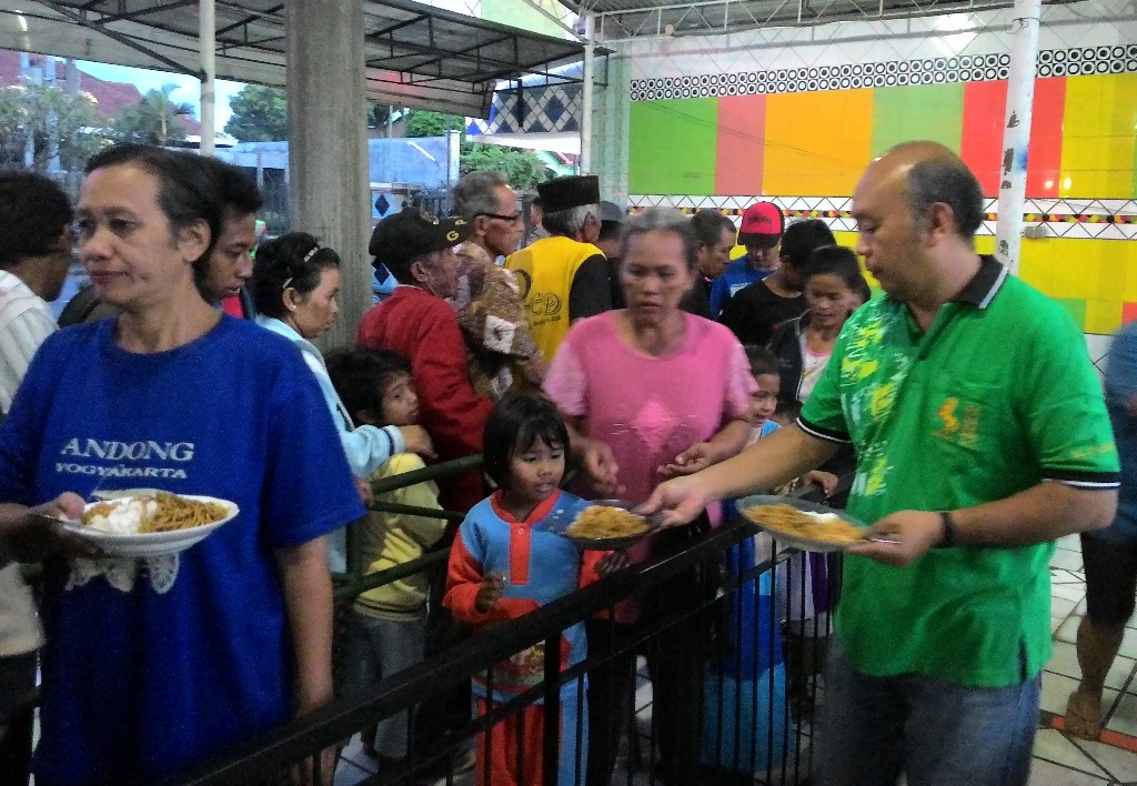Vihara di Malang Sediakan Buka Puasa Gratis Selama Ramadan
