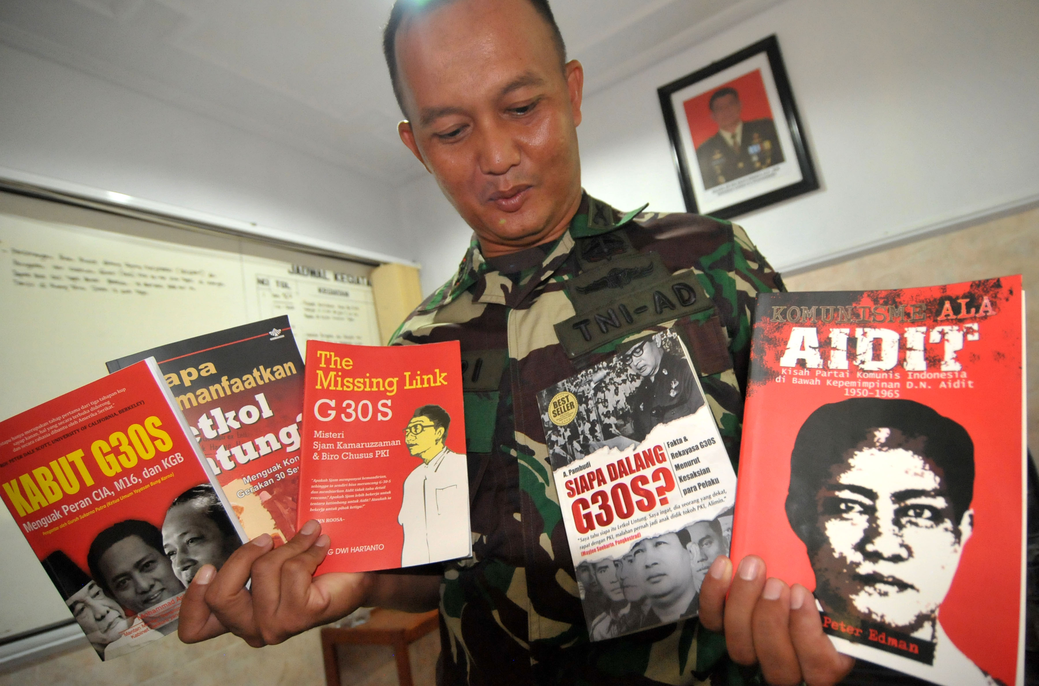 Polri Berkilah Sita Buku Kiri untuk Diteliti