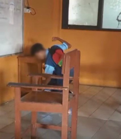 Viral! Aksi Bullying di SMA di Tangerang, Korban Dipukuli Berulang Kali