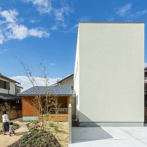 Unik, Rumah Berbentuk Bunker di Jepang