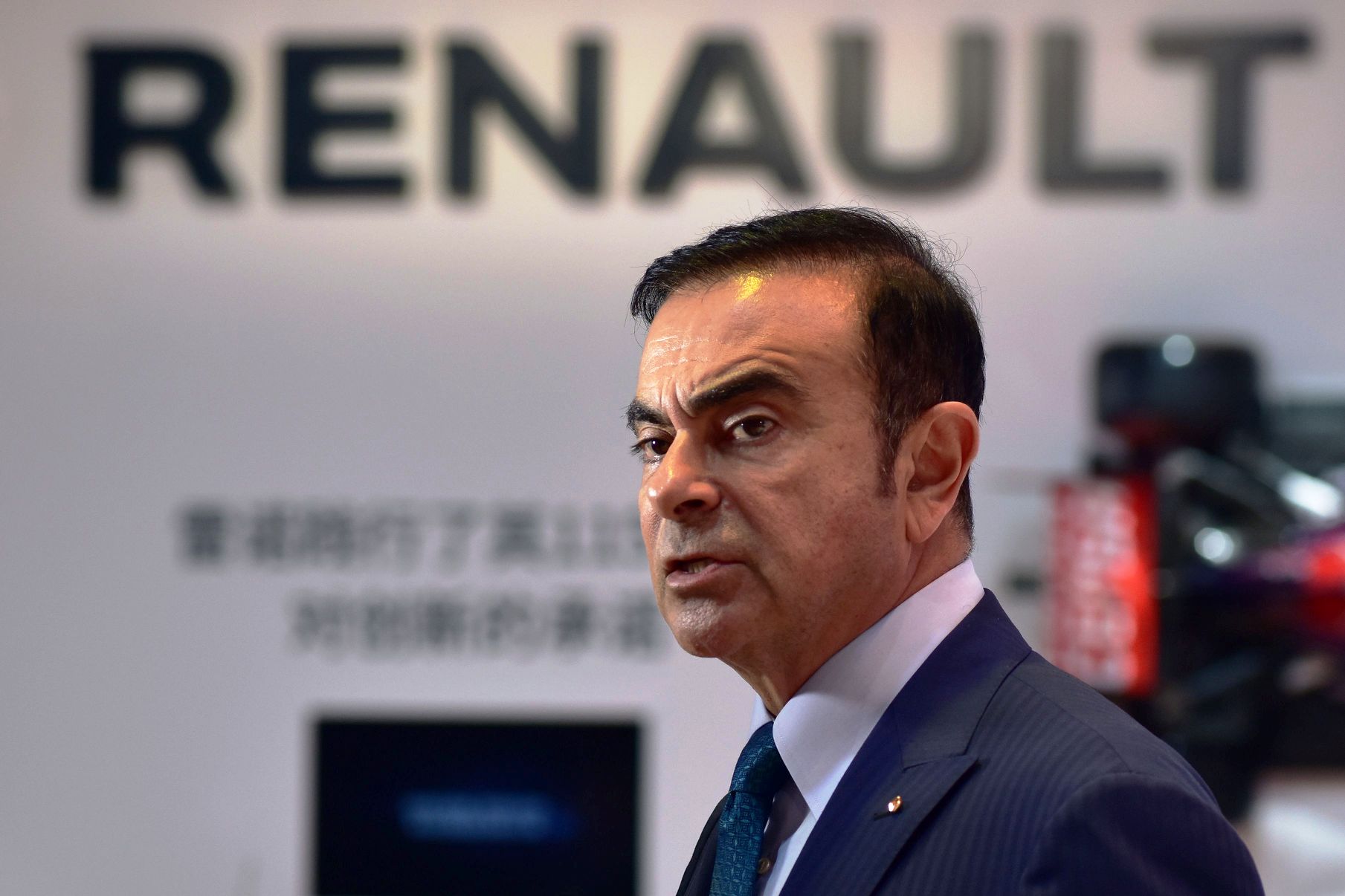 Mengenal Carlos Ghosn, Tangan Dingin Dibalik Kebangkitan Nissan