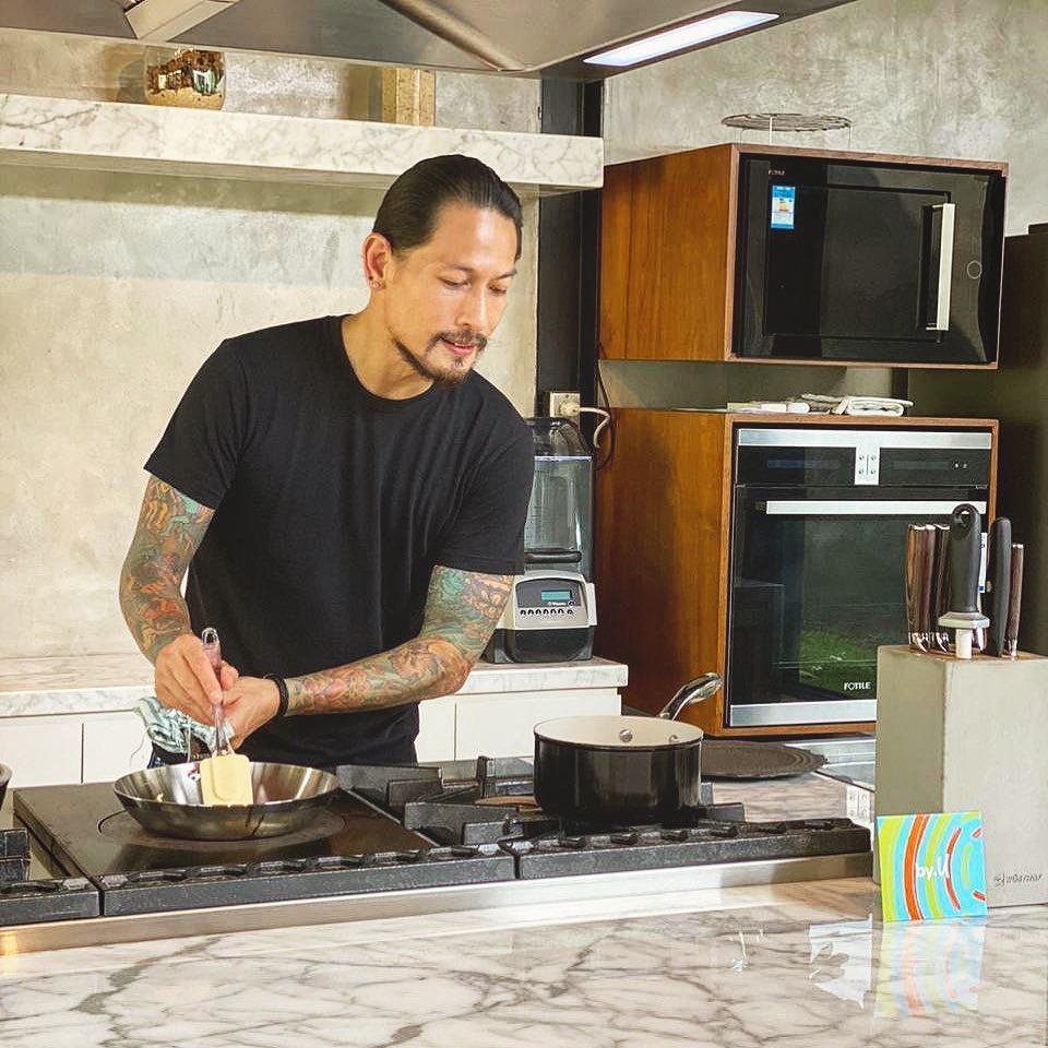 6 Fakta Chef Juna yang Baru Terungkap