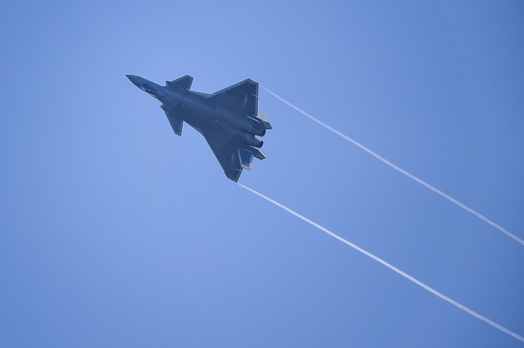 Tiongkok Resmi Gunakan Pesawat Siluman Terbaru J-20