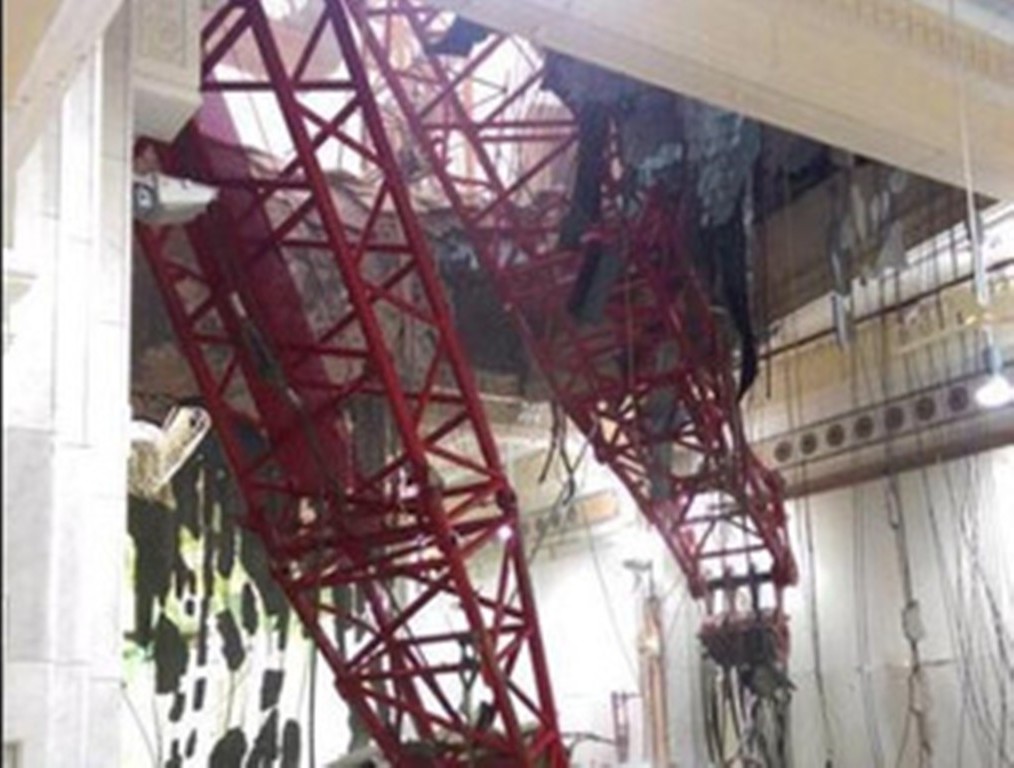 14 Diadili Terkait Crane yang Jatuh di Mekkah 2015 Lalu