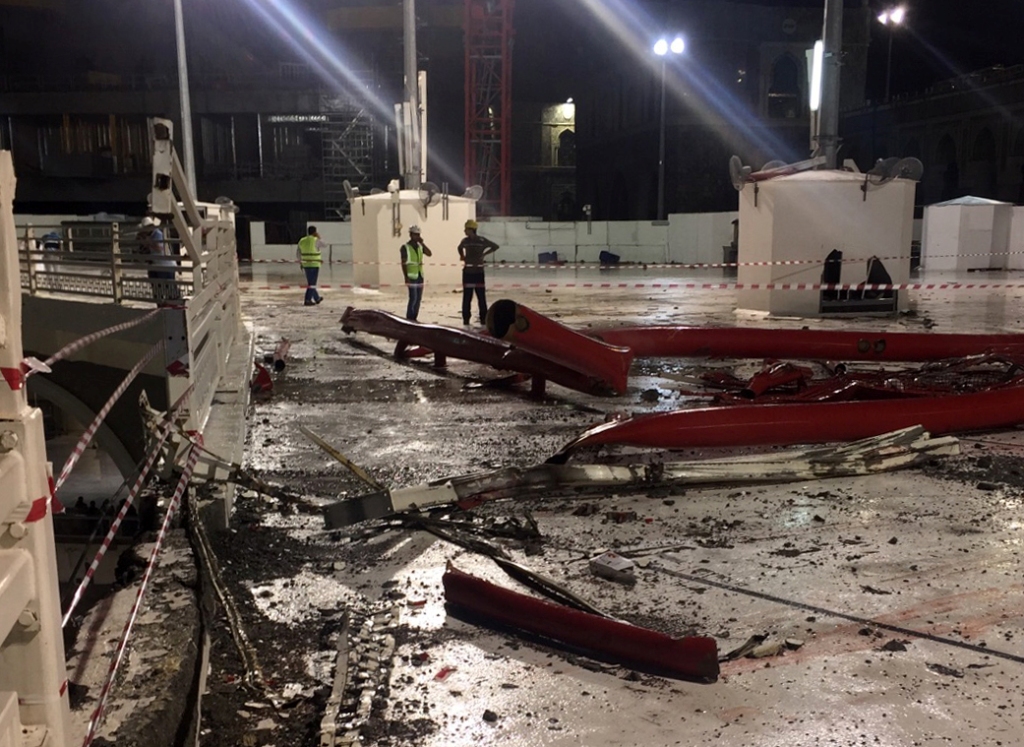 14 Diadili Terkait Crane yang Jatuh di Mekkah 2015 Lalu