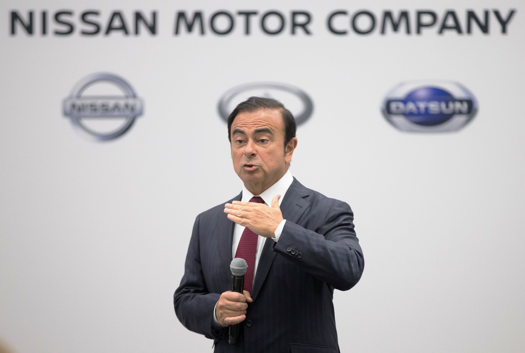 Mengenal Carlos Ghosn, Tangan Dingin Dibalik Kebangkitan Nissan