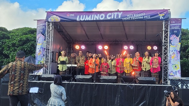 Indonesia Hadirkan Lentara Komodo di Lumino City Festival