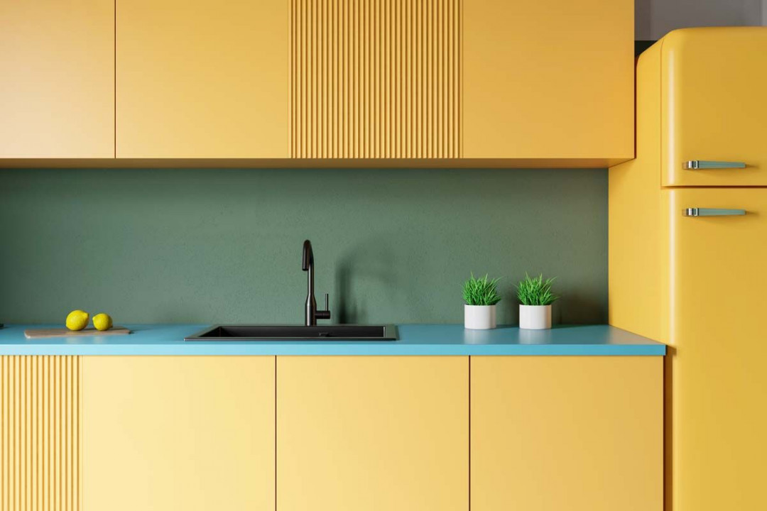 Dekorasi Ruang Kecil Tak Membosankan, Pilih Furnitur Besar dan Warna Cerah