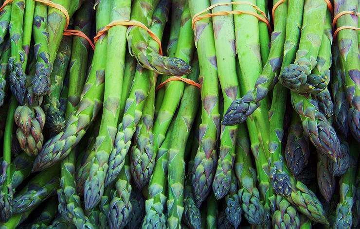 Mengatasi Perut Kembung dengan Tomat dan Mentimun