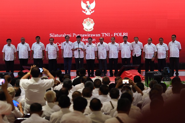 Kala Prabowo Ditinggal Sahabat
