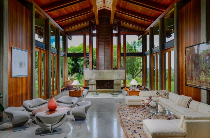 Del Dios Ranch, Rumah yang Dibangun pada 1972