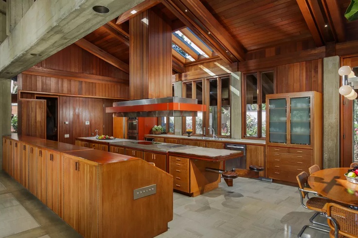 Del Dios Ranch, Rumah yang Dibangun pada 1972