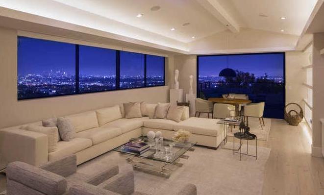 Intip Rumah Demi Lovato yang Dijual Rp117 Miliar