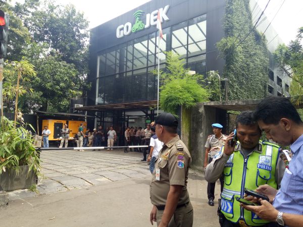 Driver Gojek Pedemo Bergerak dari Senayan ke Kemang