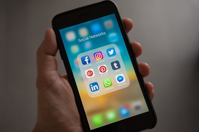 Ketahui Depresi dari Unggahan Instagram