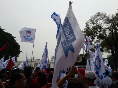 Buruh Tuntut Janji Jokowi