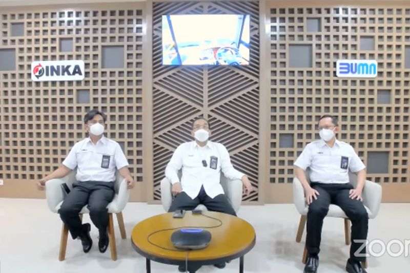 Konfrensi pers tabrakan LRT Jabodebek saat uji coba. 