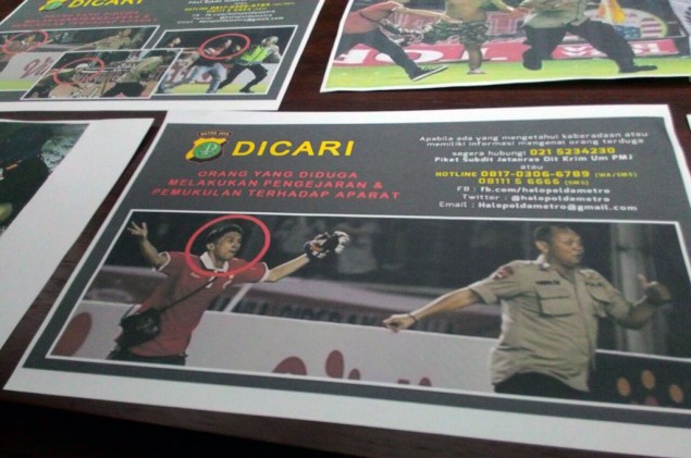 Jakmania Perusak Mobil Polisi Bertato A.C.A.B