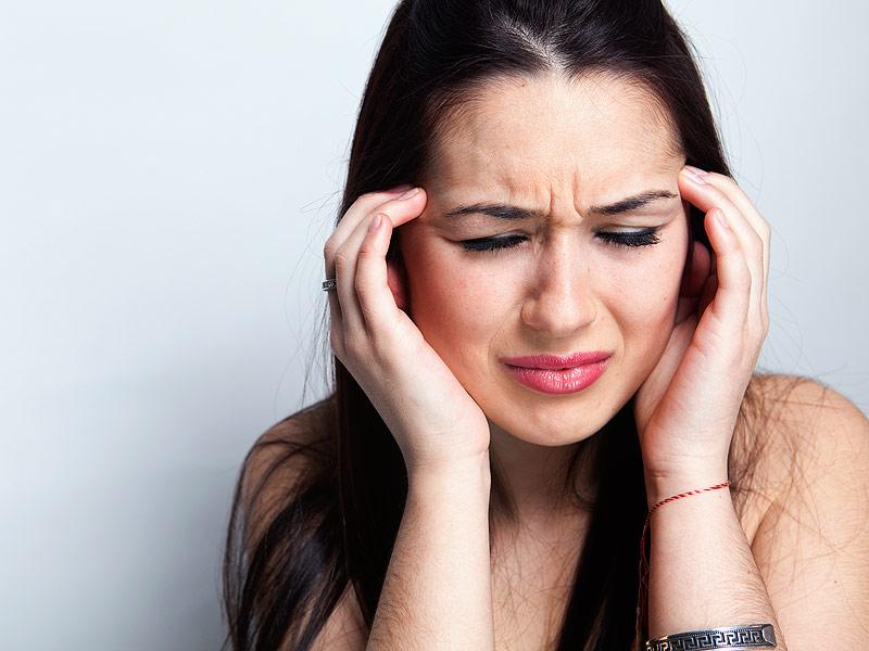 Penyebab Perempuan Rentan Terkena Migrain
