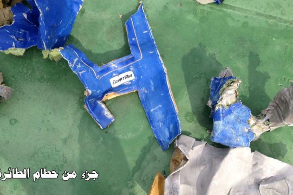 Pramugari Korban Kecelakaan EgyptAir Dimakamkan di Kairo