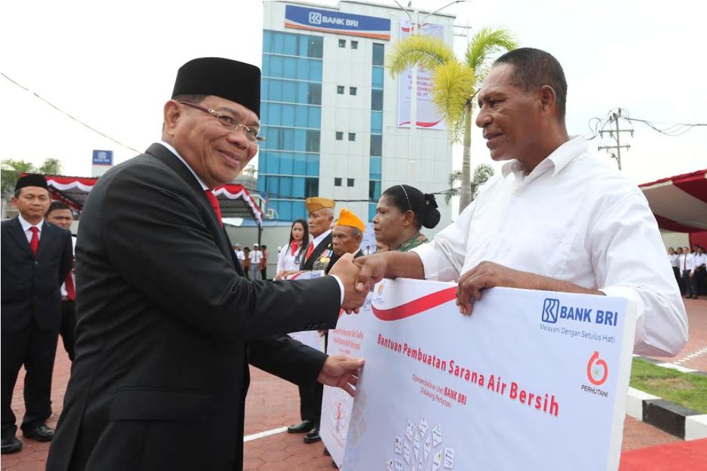 BRI Salurkan Bantuan CSR Peringati Hari Kemerdekaan di Papua