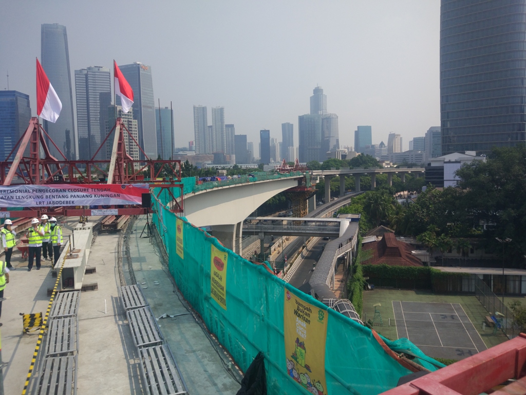 Progres Proyek LRT Jabodebek Capai 67,3%