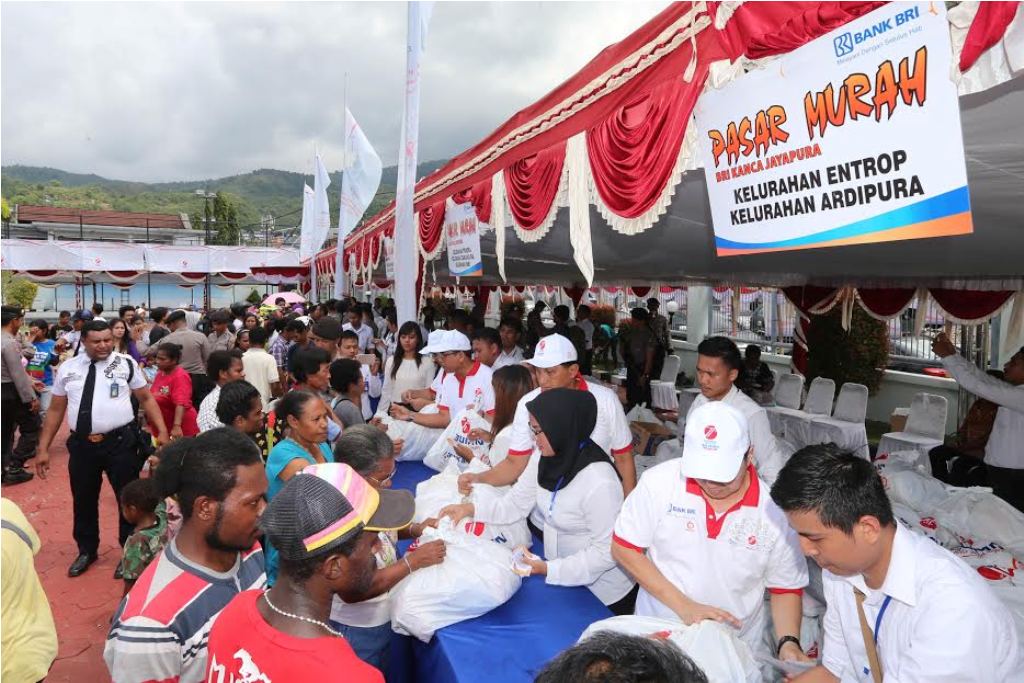 BRI Salurkan Bantuan CSR Peringati Hari Kemerdekaan di Papua