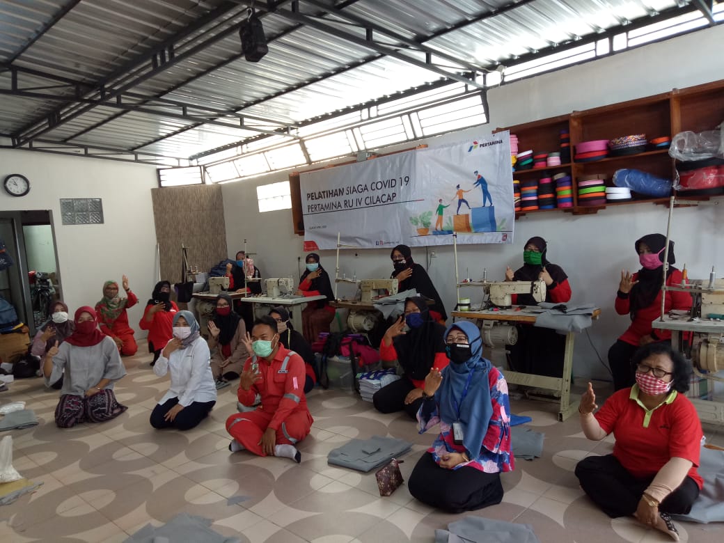 Menjahit Harapan di Masa Pandemi Berkepanjangan