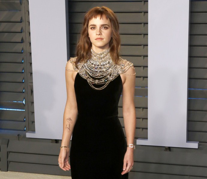 Emma Watson Buat Tato sebagai Dukungan pada Korban Pelecehan