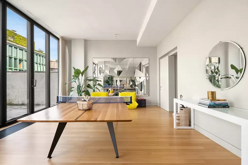 Tambah Koleksi Properti, Mantan CEO Google Beli Apartemen Rp392 Miliar