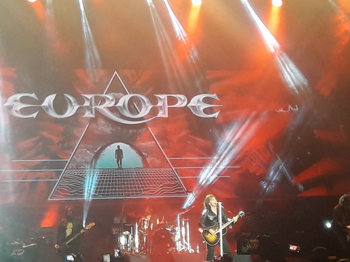 Matur Suwun Europe