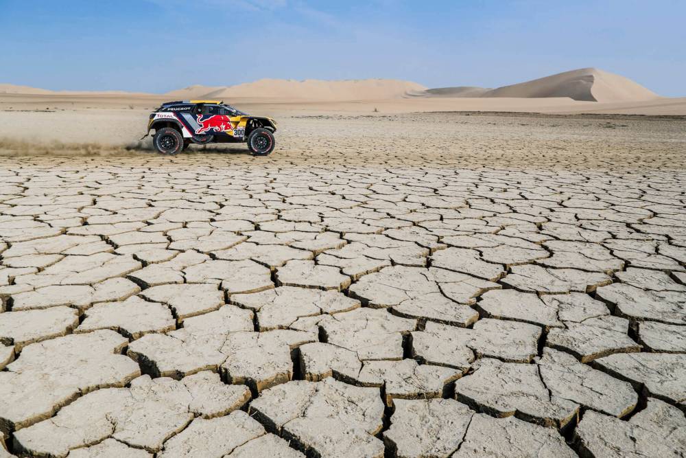 Pakai Toyota, Al-Attiyah Tetap Kompetitif di Dakar Rally