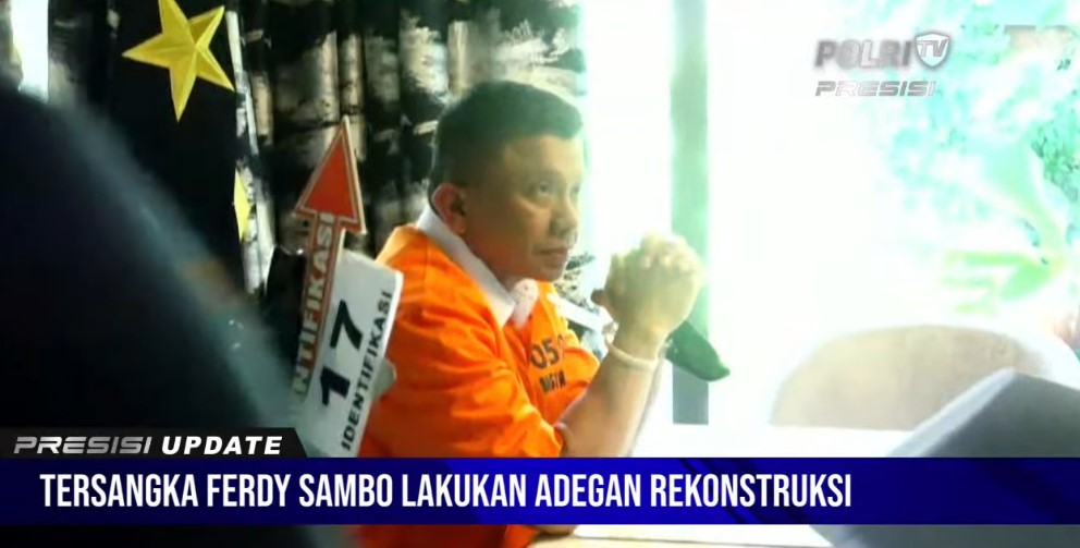 Penampakan 5 Tersangka Pembunuhan Brigadir J, Putri Candrawathi Pakai Baju Putih