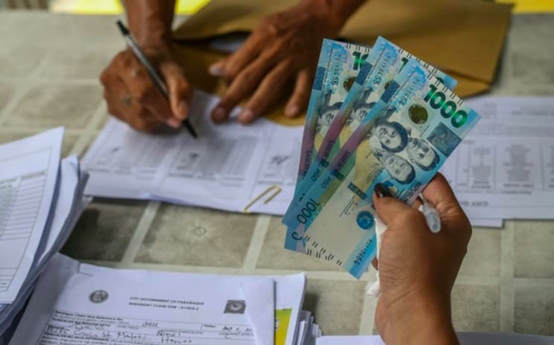 Filipina Bagikan Bantuan Tunai Selama Lockdown Akibat Covid-19