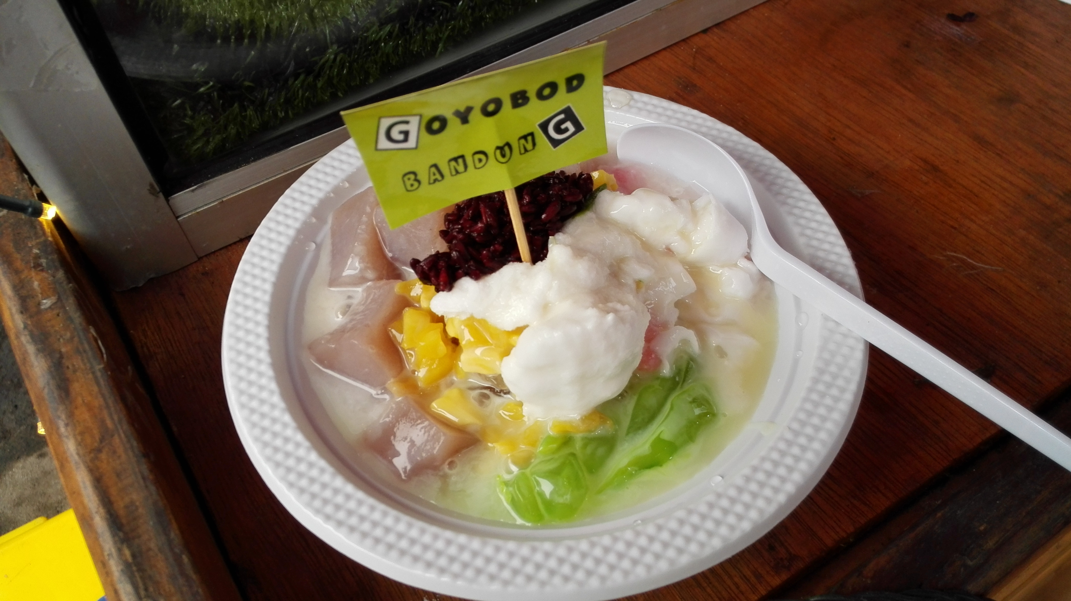 Mencicipi Menu Khas Jawa Barat di Festival Kuliner Serpong