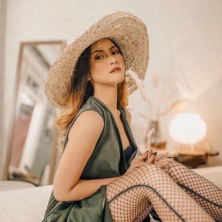 Profil Gabriella Larasati, Artis yang Disebut Mirip ...