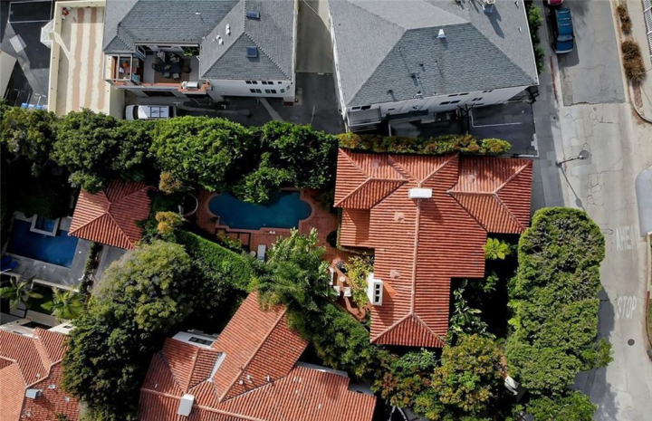 Intip Rumah Mewah Produser Game of Thrones
