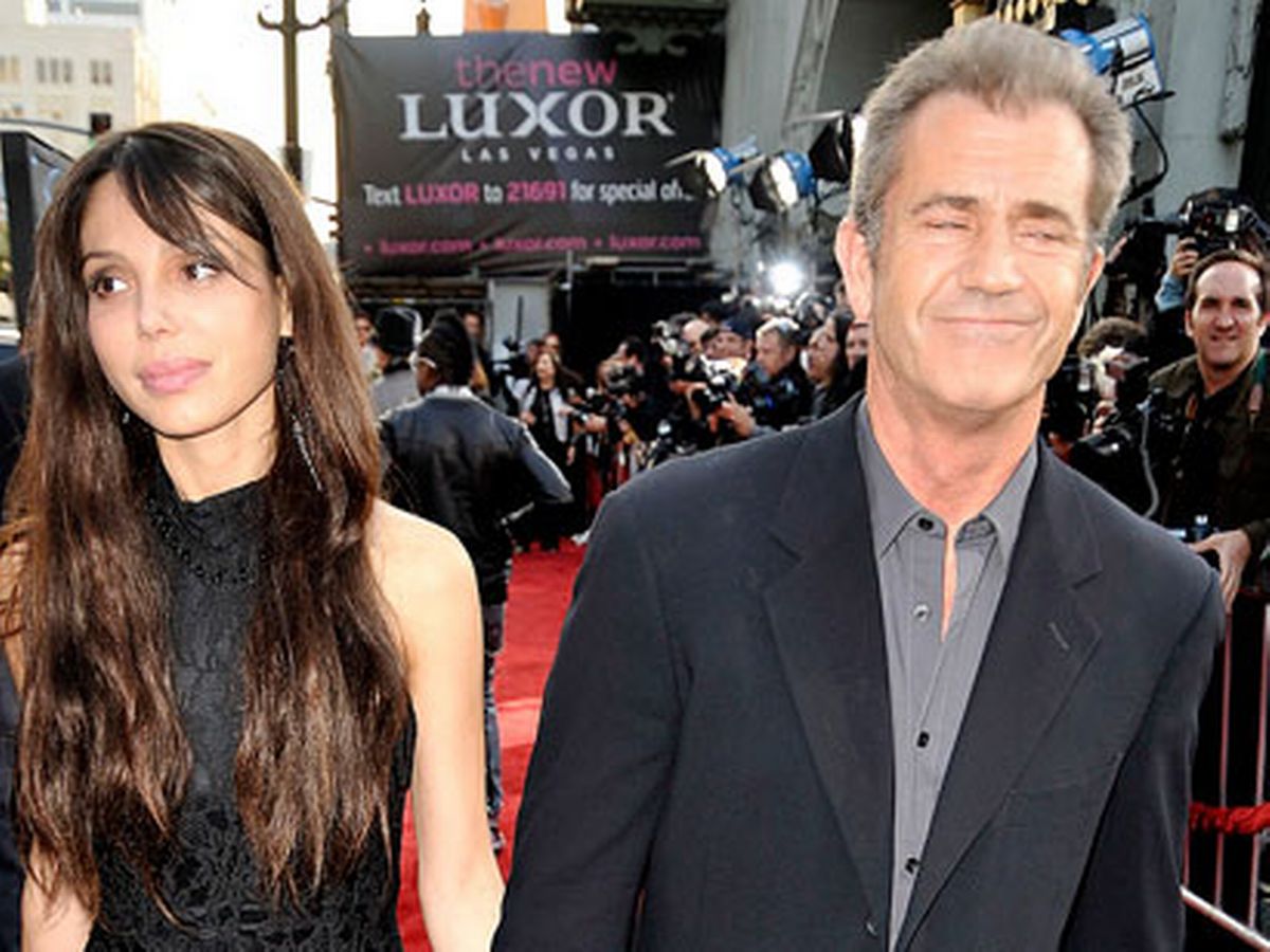 Oksana Grigovera dan Mel Gibson. (foto: mirror)