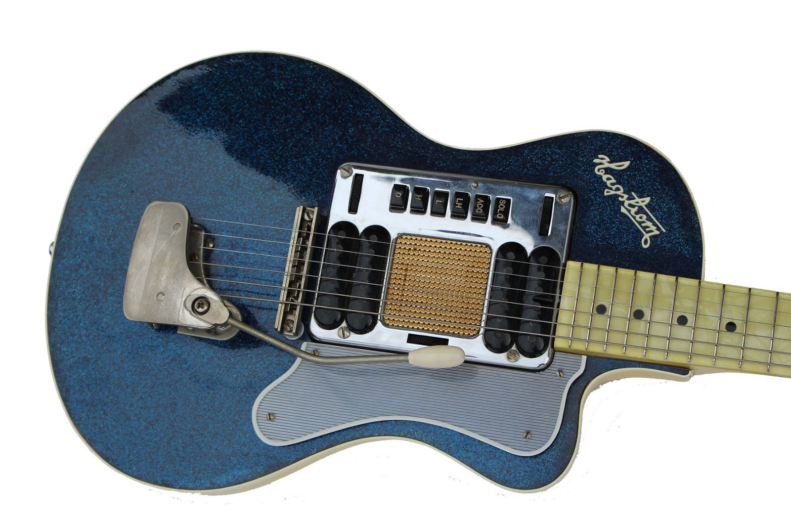 Gitar Kurt Cobain Dilelang untuk Keperluan Amal