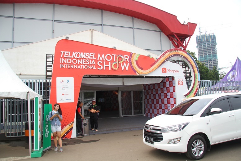 Memanfaatkan Shuttle Bus ke Telkomsel IIMS 2019