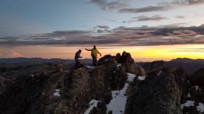 Puncak Cartensz adalah salah satu Seven Summit Indonesia. Dok. Ist