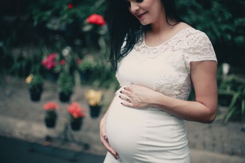 Ciri-ciri hamil selain mual. Foto: Pexels.com
