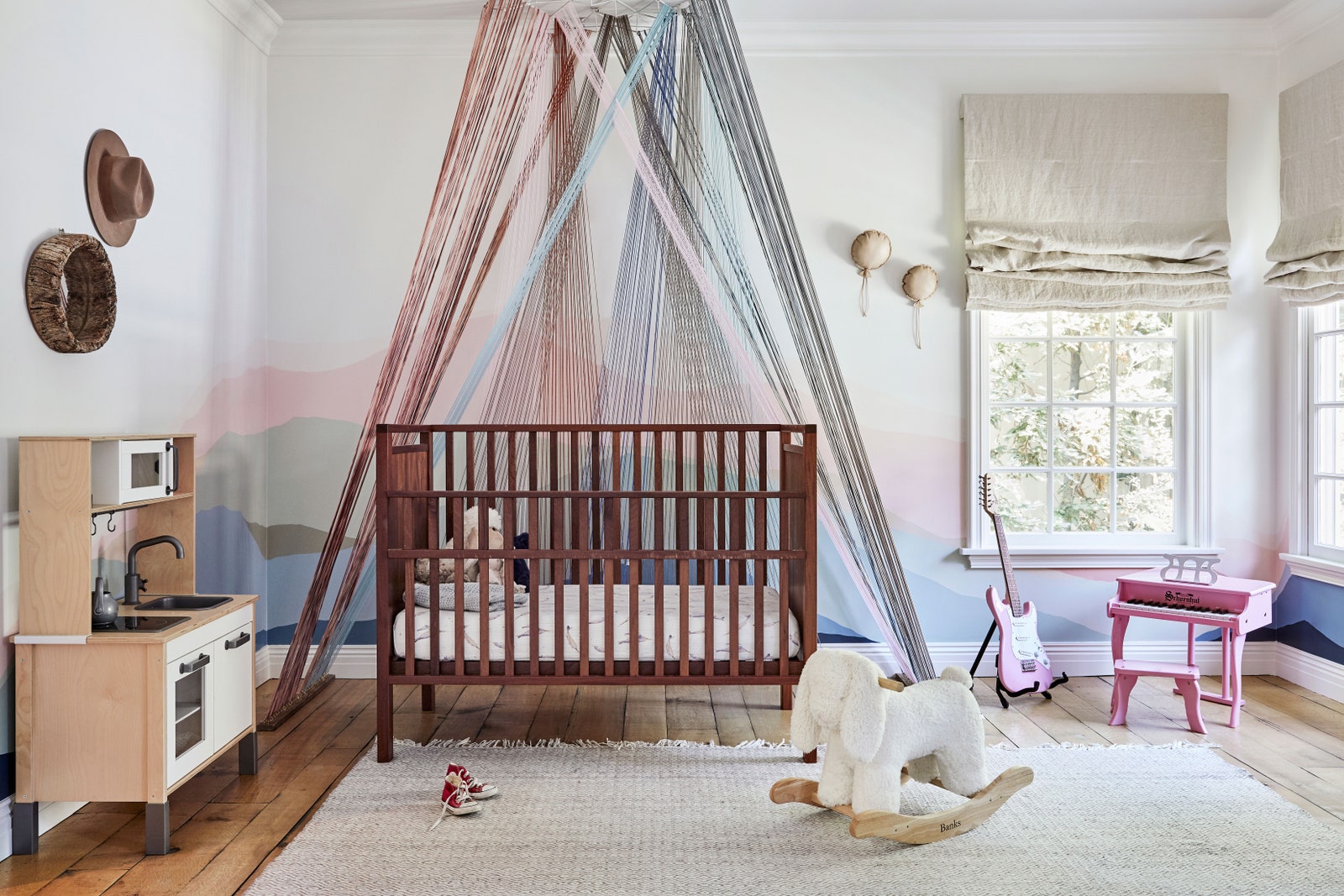 Intip Rumah Hillary Duff di Beverly Hills