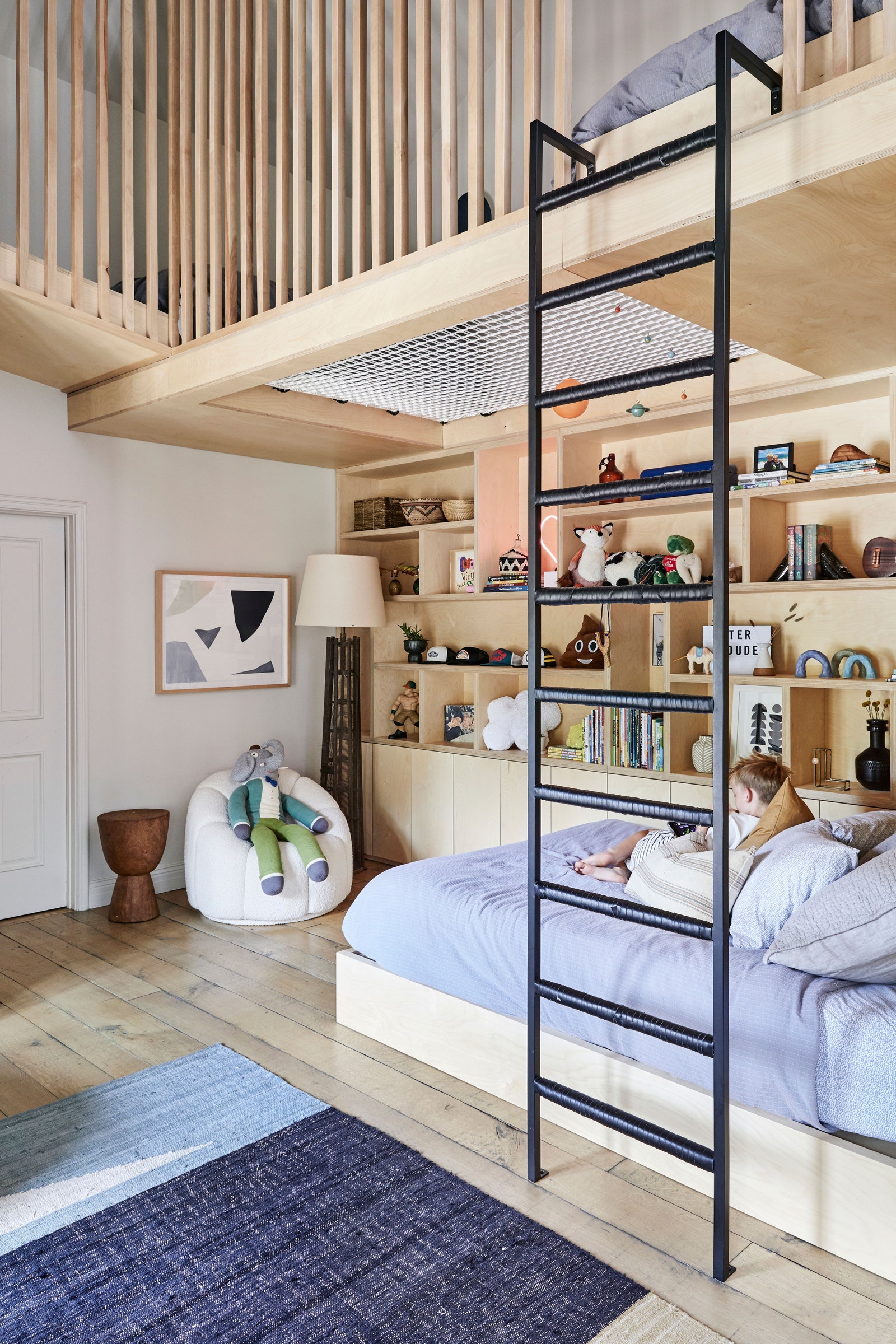 Intip Rumah Hillary Duff di Beverly Hills