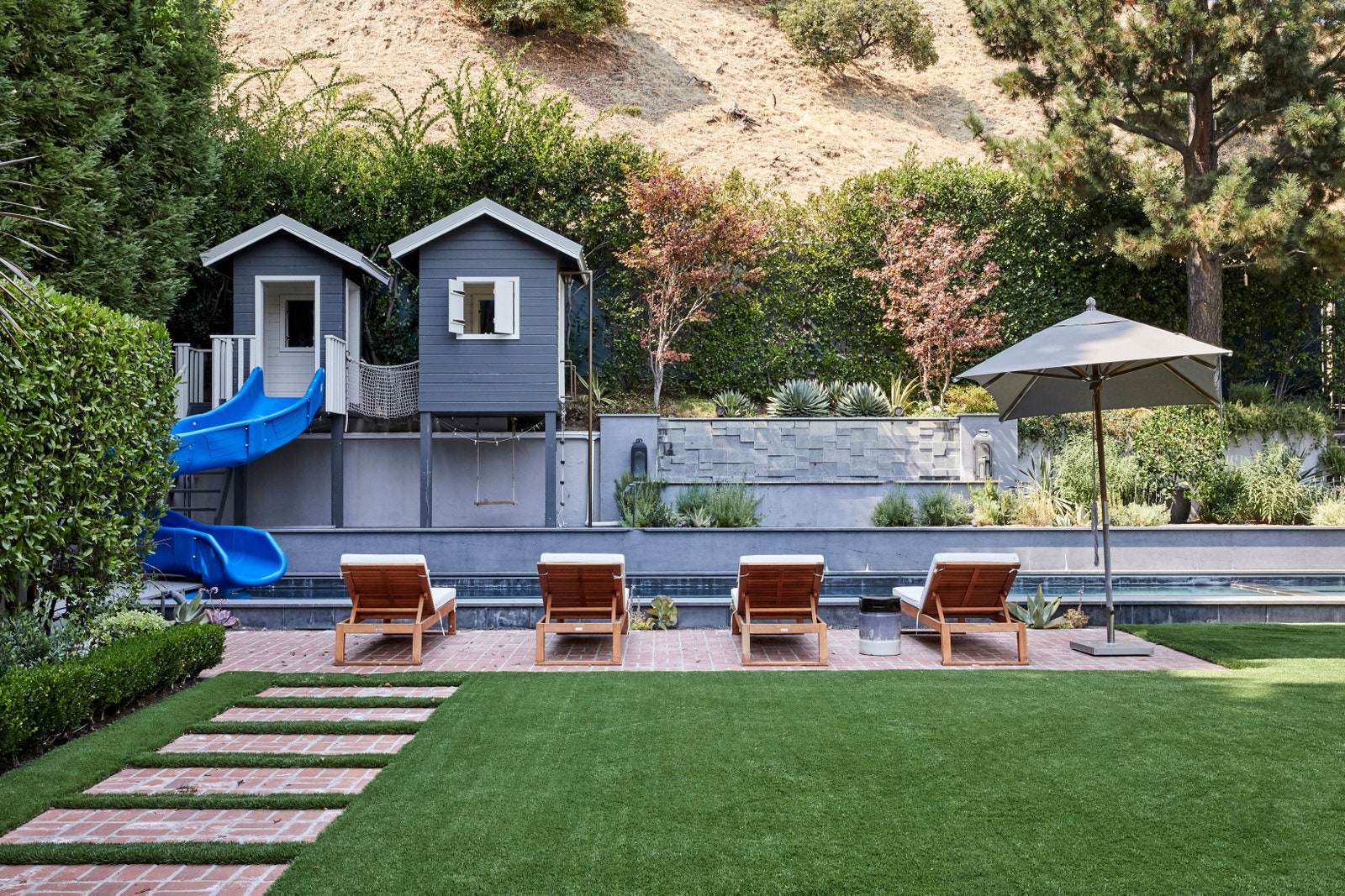 Intip Rumah Hillary Duff di Beverly Hills