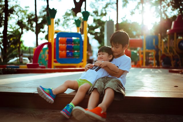 Mengapa Anak Kecil Lebih Aktif Dibandingkan dengan Orang Dewasa?