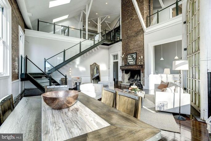 Pebasket LA Lakers Dwight Howard Jual Rumah Rp29 Miliar